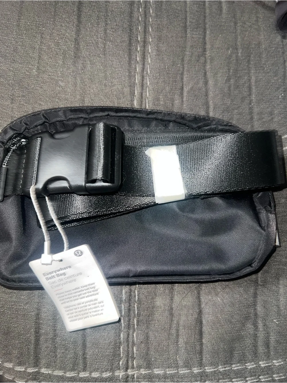 Lululemon everywhere belt bag